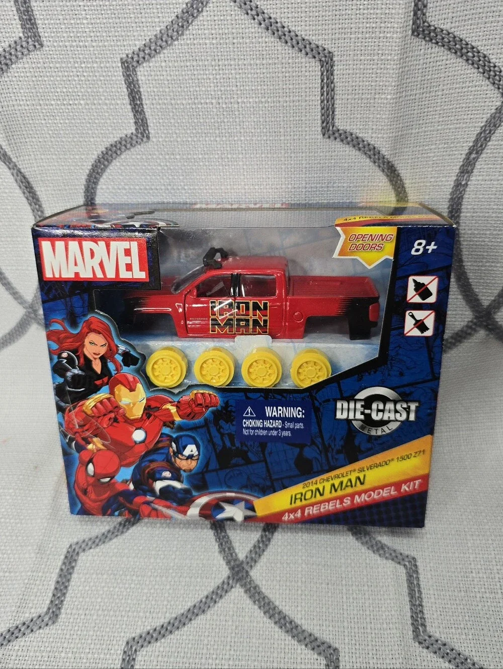 Marvel Avengers 4x4 Rebels Set 3 Model Kit Spider-man Iron Man Black Widow New